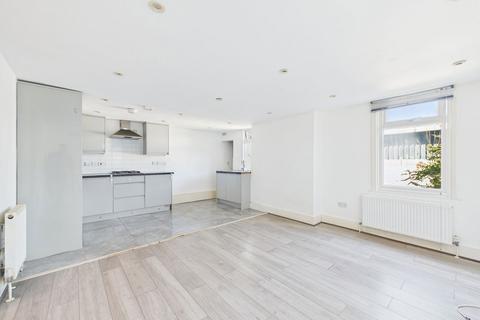 2 bedroom flat for sale, Finsbury Road, Brighton, BN2 9UU