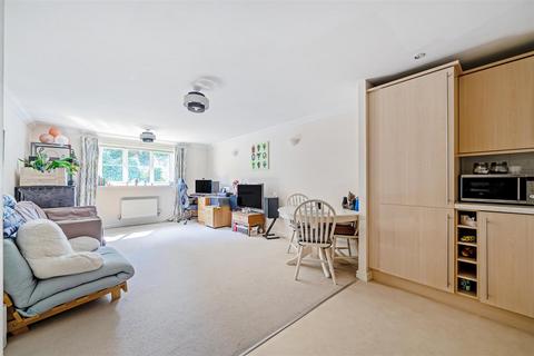 2 bedroom apartment for sale, Canvas Court, Kings Road, Haslemere