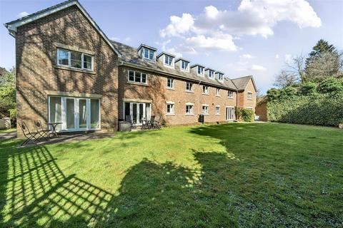 2 bedroom apartment for sale, Canvas Court, Kings Road, Haslemere