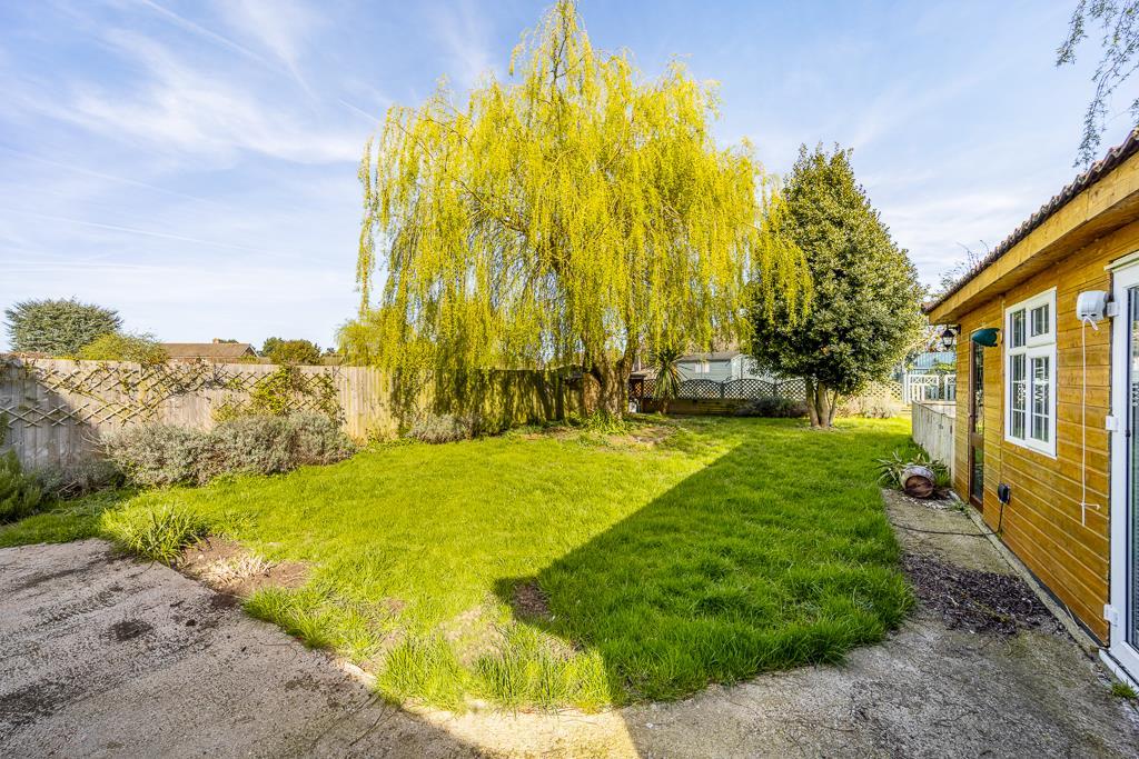 17 Penway Drive (Pinchbeck)-6.jpg