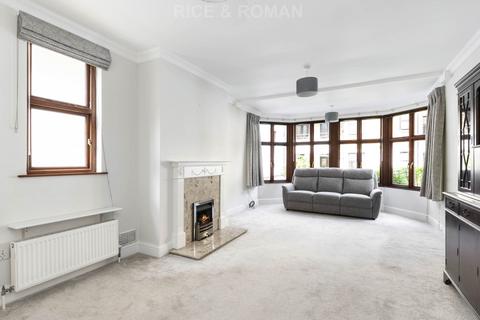 2 bedroom retirement property for sale, Esher Park Avenue, Esher KT10
