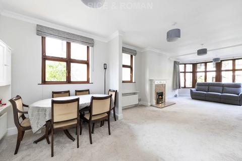 2 bedroom retirement property for sale, Esher Park Avenue, Esher KT10