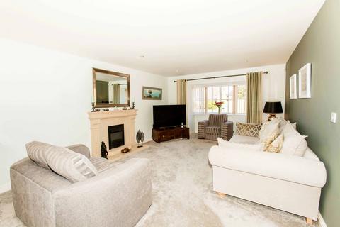 undefined, Applecroft Close, Glapwell, S44