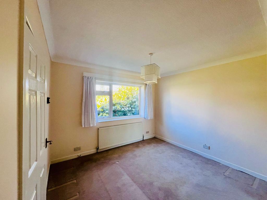 BEDROOM1.jpeg