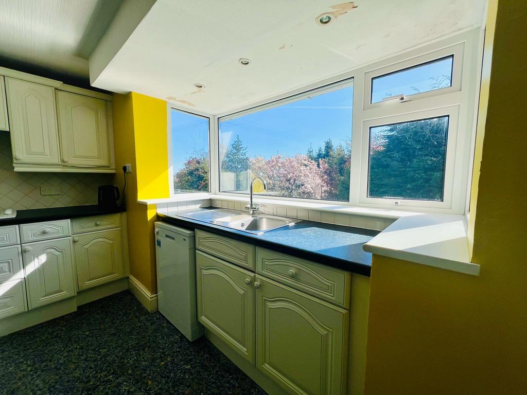 KITCHEN (2).jpeg