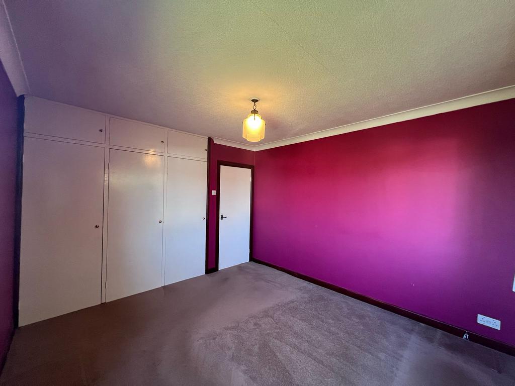BEDROOM2.jpeg