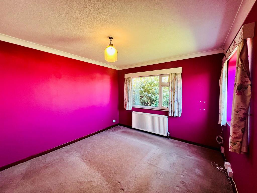 BEDROOM2 (3).jpeg