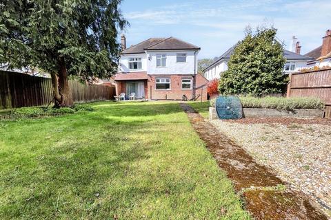 4 bedroom detached house for sale, Southbourne