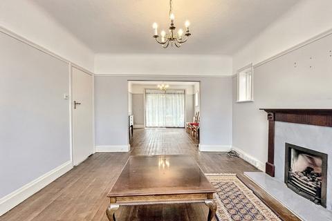 4 bedroom detached house for sale, Southbourne