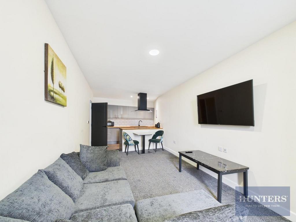 Kitchen / Living Room