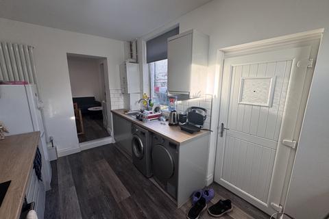 4 bedroom house share to rent, High Street