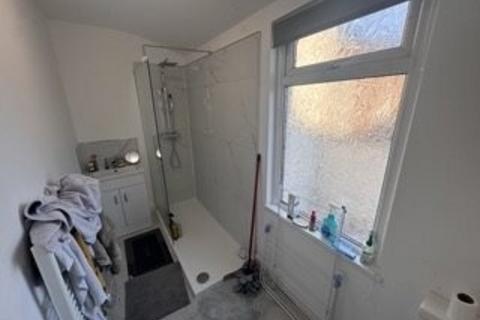 4 bedroom house share to rent, High Street