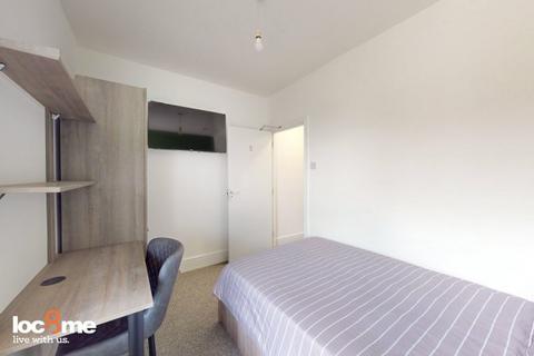 5 bedroom house share to rent, Mostyn Road