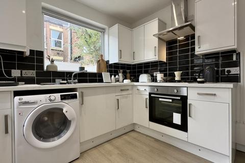 4 bedroom house share to rent, Empress Road