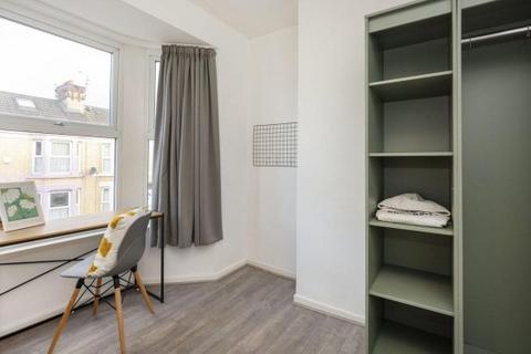 5 bedroom house share to rent, Connaught Road