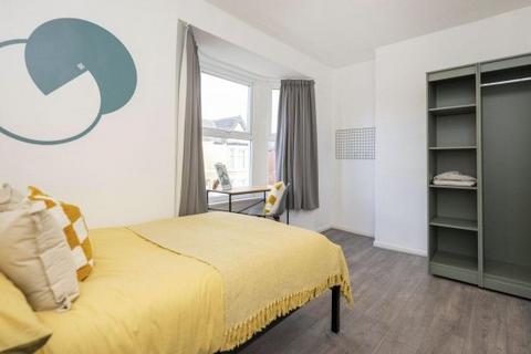 5 bedroom house share to rent, Connaught Road