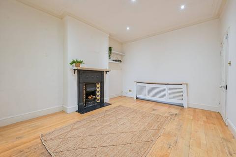 86 Brownlow Road, London, N11 2BS