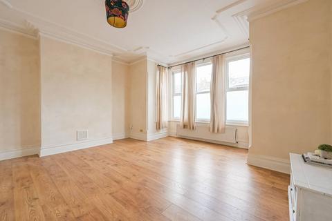 86 Brownlow Road, London, N11 2BS