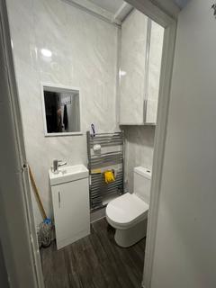 1 bedroom in a house share to rent, Harold Road, London E13