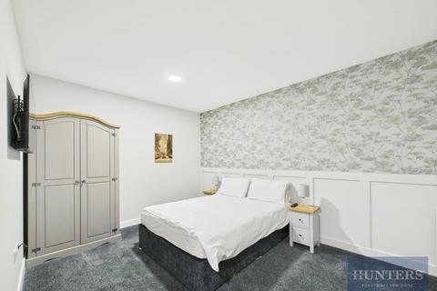 2 bedroom apartment to rent, Southgate Street, Gloucester