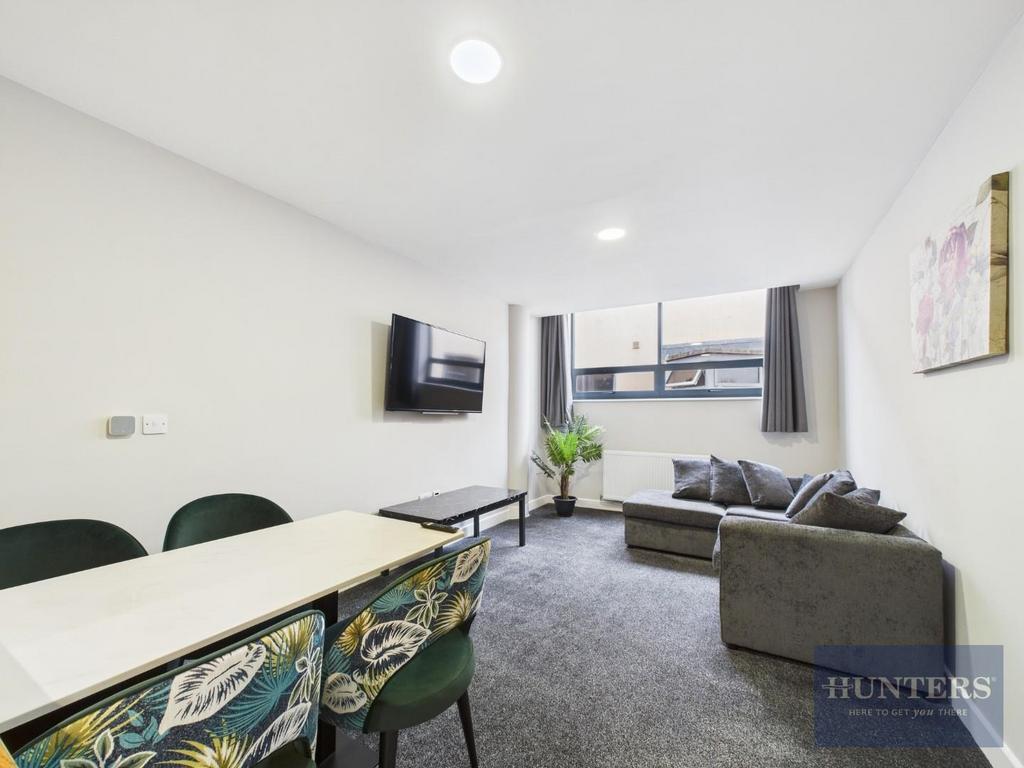 Kitchen / Living Room