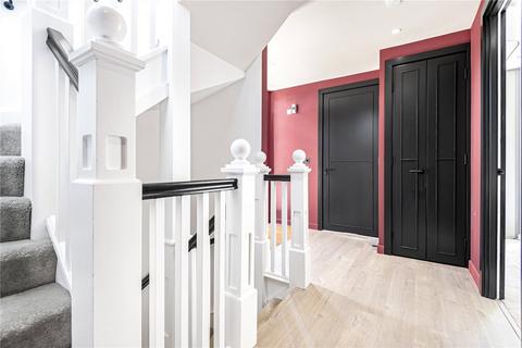 9 Daffodil Crescent, Barnet, EN4 0EB