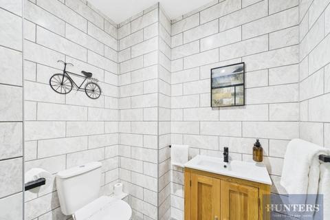 2 bedroom apartment to rent, Southgate Street, Gloucester