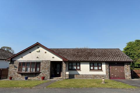 3 bedroom detached bungalow for sale, Parc Cawdor, Ffairfach, Llandeilo, Carmarthenshire.