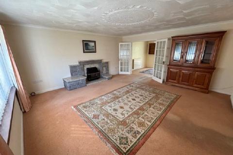 3 bedroom detached bungalow for sale, Parc Cawdor, Ffairfach, Llandeilo, Carmarthenshire.