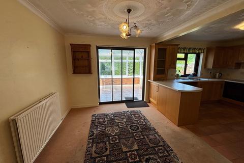 3 bedroom detached bungalow for sale, Parc Cawdor, Ffairfach, Llandeilo, Carmarthenshire.