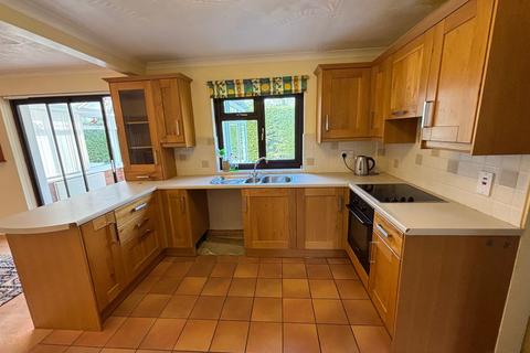 3 bedroom detached bungalow for sale, Parc Cawdor, Ffairfach, Llandeilo, Carmarthenshire.