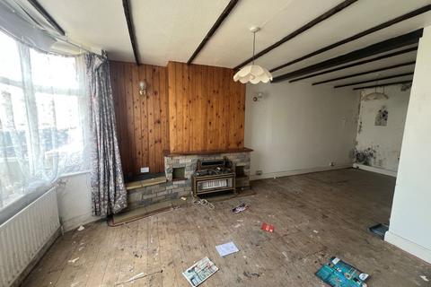 4 bedroom terraced house for sale, 53 Hartland Avenue, Coventry, CV2 3EP