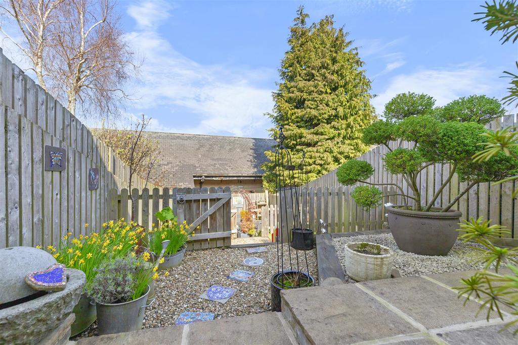 Garden 4.jpg