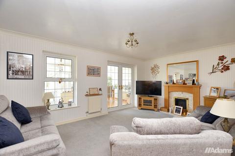 4 bedroom detached house for sale, Camden Court, Norton