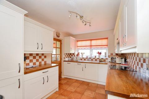4 bedroom detached house for sale, Camden Court, Norton
