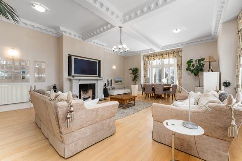 71/3 Carnbee Avenue, Edinburgh, EH16 6GA