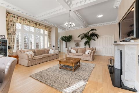 71/3 Carnbee Avenue, Edinburgh, EH16 6GA