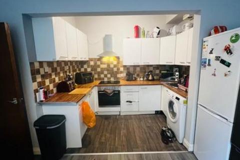 4 bedroom house to rent, 2 37 St Michaels Road, Leeds