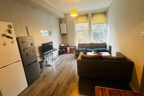 4 bedroom house to rent, 2 37 St Michaels Road, Leeds