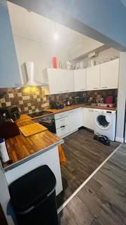 4 bedroom house to rent, 2 37 St Michaels Road, Leeds