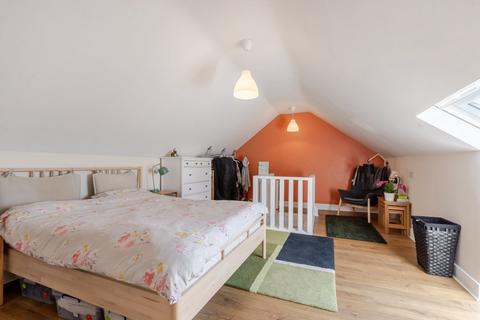 242a Blackfen Road, Sidcup, DA15 8PW