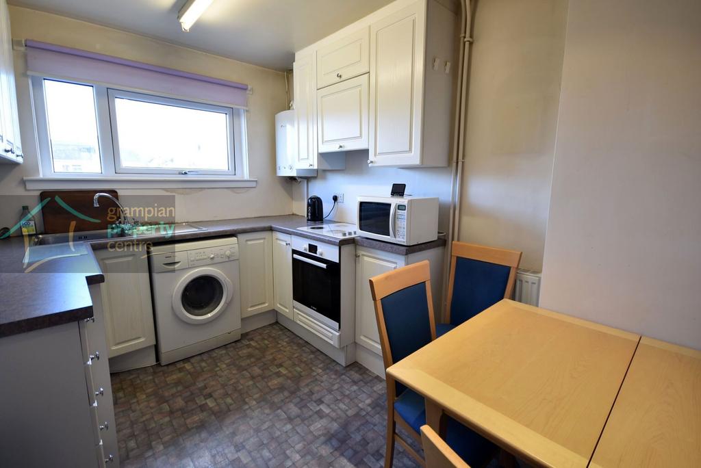 Kitchen .JPG