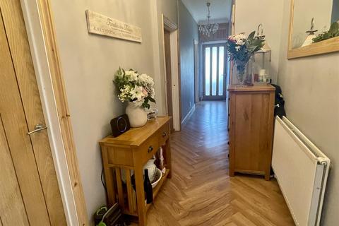 4 Beidr Non, Llannon, Llanelli, SA14 6BA