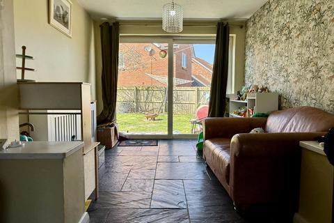 11 Meadow Drive, Canon Pyon, Hereford, HR4 8NT