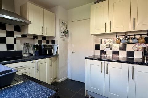11 Meadow Drive, Canon Pyon, Hereford, HR4 8NT