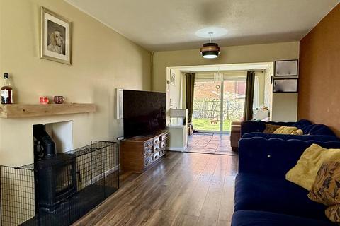 11 Meadow Drive, Canon Pyon, Hereford, HR4 8NT