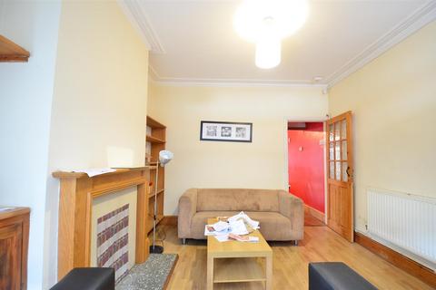 3 bedroom terraced house to rent, Milner Road, Selly Oak, Birmingham B29