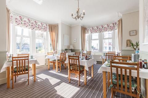 Guest house for sale, 7-Bedroom Guest House in a Prime Hunstanton Location