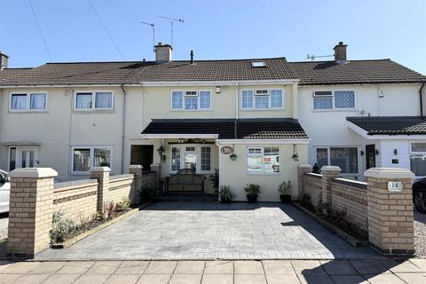 3 bedroom townhouse for sale, Bentinghouse Road, Eyres Monsell LE2