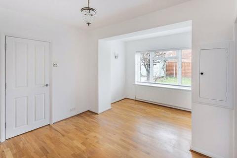 15 Burnet Avenue, Guildford, GU1 1YD